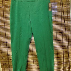 Crown and Ivy capris